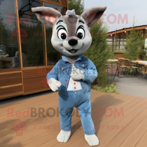 Sky Blue Roe Deer mascotte...