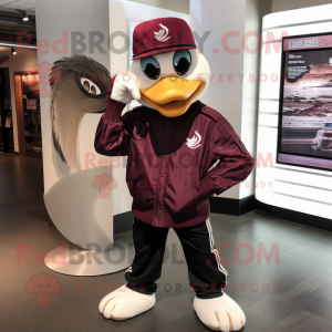 Maroon Swan mascotte...