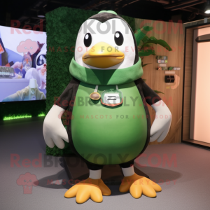 Forest Green Penguin maskot...