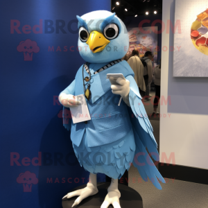 Sky Blue Falcon maskot...