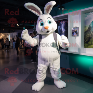 White Rabbit mascotte...