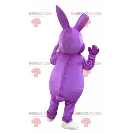 Mascotte de lapin violet très heureux. Costume de lapin -
