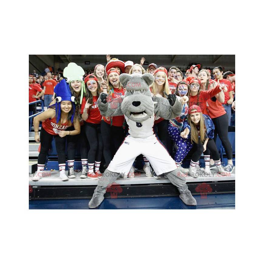Mascotte de chien gris de bulldog en tenue de sport - Mascotte de chien gris de bulldog en tenue de sport -