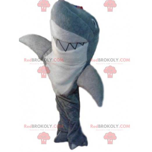 Mascota de tiburón gris y blanco muy sonriente - Redbrokoly.com