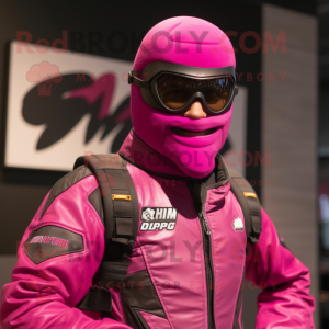 Magenta Gi Joe maskot drakt...