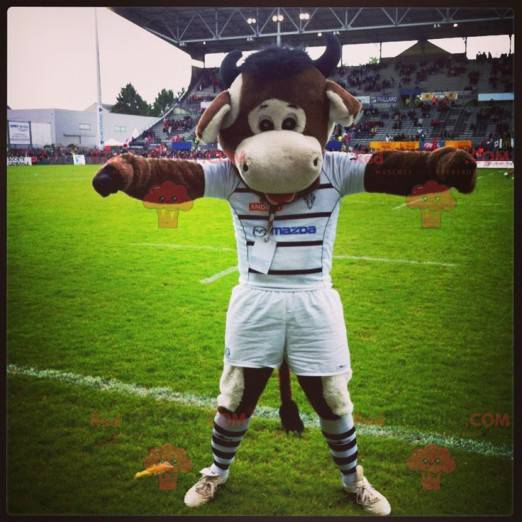 Mascotte de vache marron en tenue de sport - Redbrokoly.com