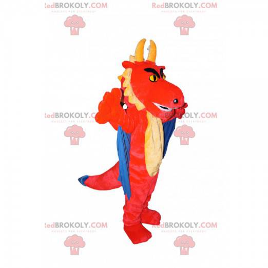 Mascotte de dragon rouge et jaune avec des ailes bleues -