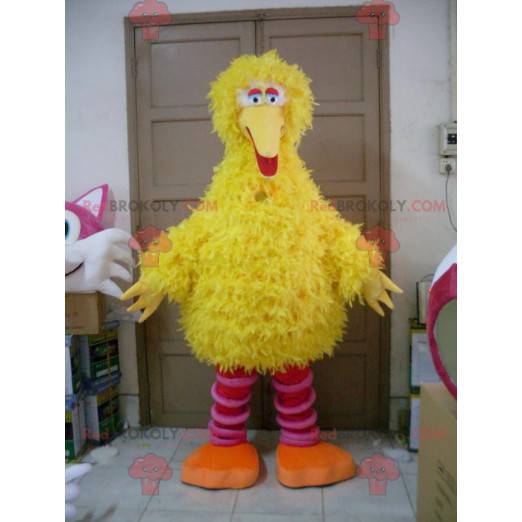 Mascote pássaro todo peludo amarelo e rosa - Redbrokoly.com
