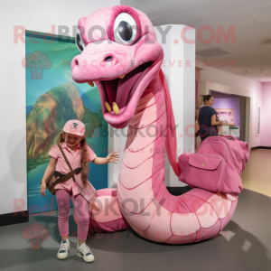 Pink Anaconda maskot...