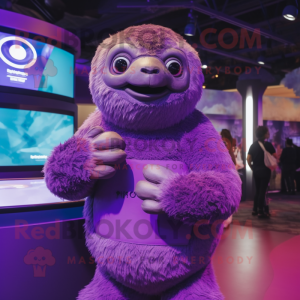 Purple Giant Sloth maskot...