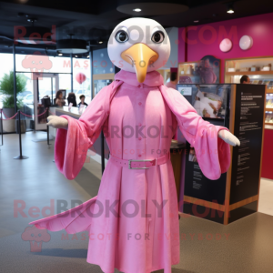 Pink Albatross maskot...