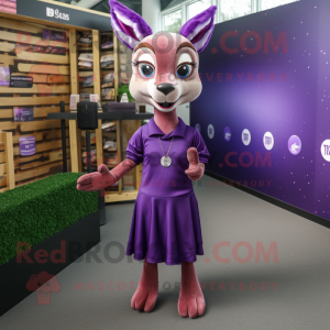 Lilla Roe Deer maskot...