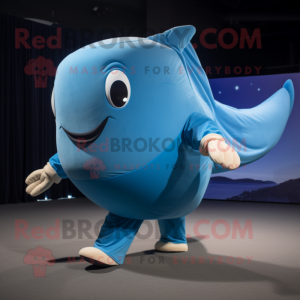 Tan Blue Whale maskot...