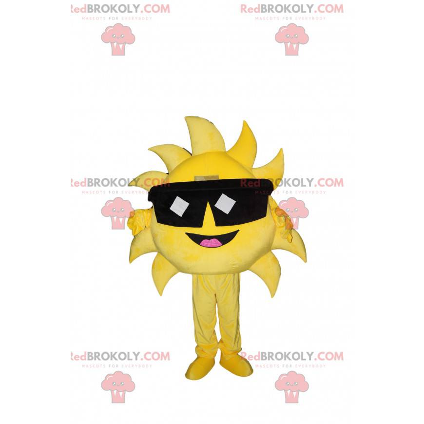 Mascotte de soleil très heureux avec des...lunettes de soleil.