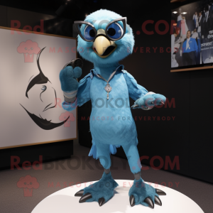 Cyan Falcon mascotte...