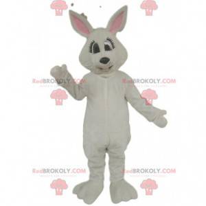 Maskotka biały królik mrużący oczy - Redbrokoly.com