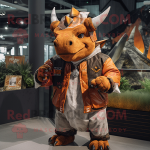 Rust Triceratops maskot...