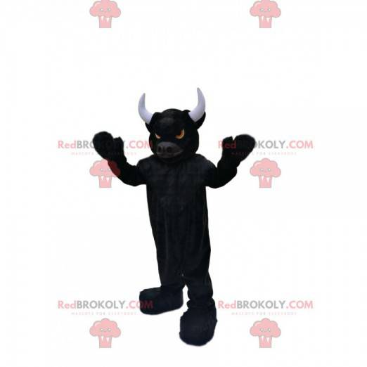 Bardzo bestialska maskotka czarnego byka z ognistymi oczami -