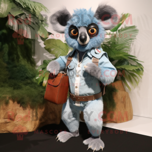 Błękitny Lemur w kostiumie...