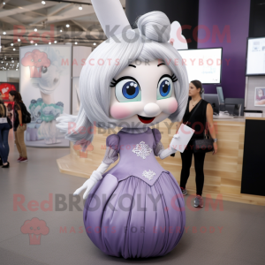 Silver Plommon maskot...