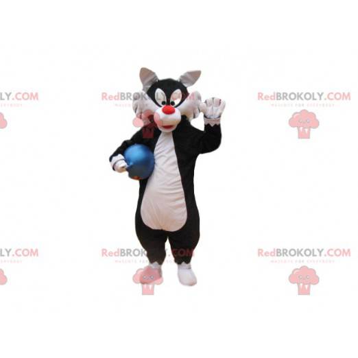 Grosminet mascot, from the cartoon Looney Tunes - Redbrokoly.com