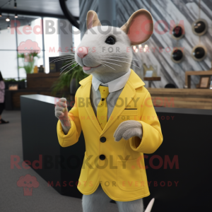 Mascotte de Rat jaune...