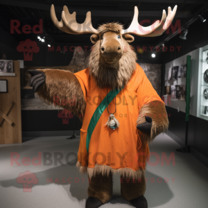 Rust Irish Elk personaje de disfraz de mascota vestido con clips de mameluco y bufanda