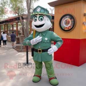 Olive Fire Fighter maskot drakt figur kledd med en Poplin-skjorte og armbåndsur