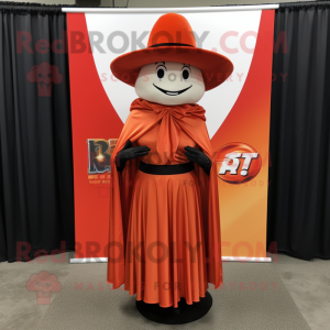 El personaje del disfraz de la mascota Rust Ring Master vestido con un vestido cruzado y sombreros