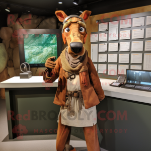 Rust Okapi maskot kostym...
