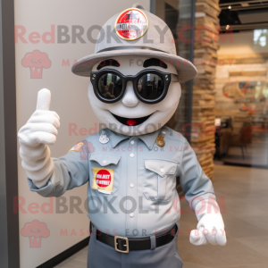 Grå Fire Fighter maskot...