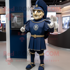 Postać w kostiumie maskotki...