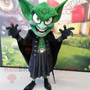 Forest Green Vampire maskot...