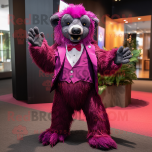 Magenta Sloth Bear maskot...