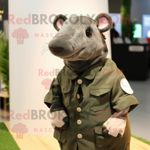 Olive Tapir mascotte...