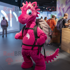 Magenta Sea Horse mascotte...