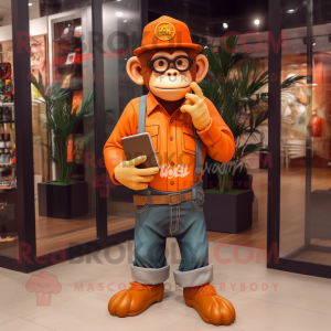 Orange chimpanse maskot...