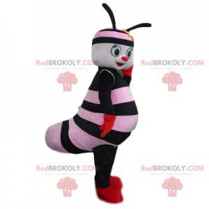 Mascot pequeño insecto negro y rosa con una bonita sonrisa -