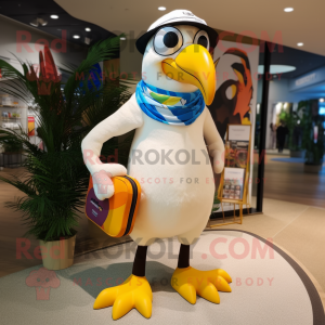 Cream Toucan maskot kostume...