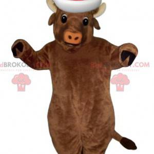 Mascotte della mucca marrone molto sorridente con un cappello
