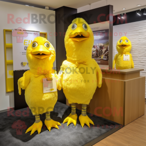 Lemon Yellow Hens mascotte...