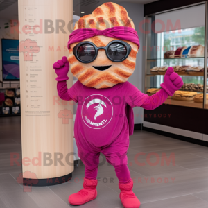 Magenta Croissant mascotte...