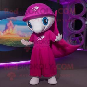 Magenta Dolphin maskot...