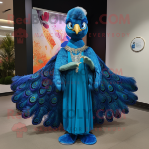 Blue Peacock maskot...