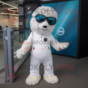 White Alliance maskot...
