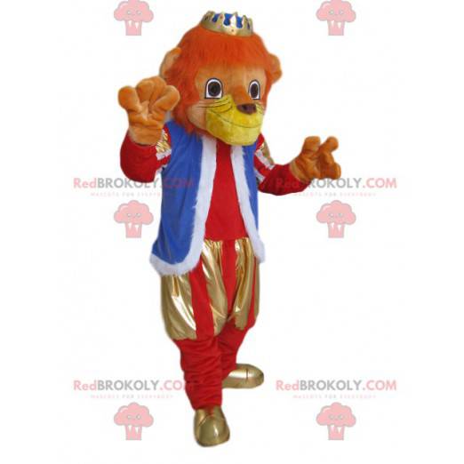 Mascota de león con un traje y una corona de oro. -