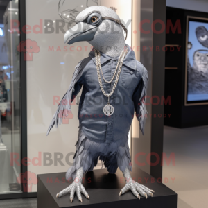 Silver Crow maskot kostym...