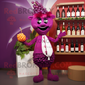 Magenta Grape maskot...