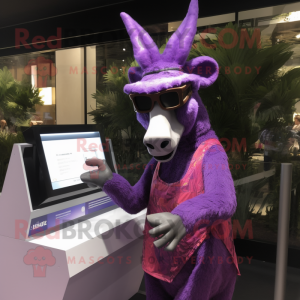 Purple Donkey mascotte...