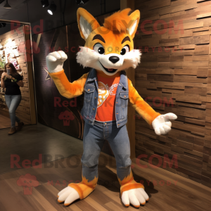 Postava maskota Orange Fox...